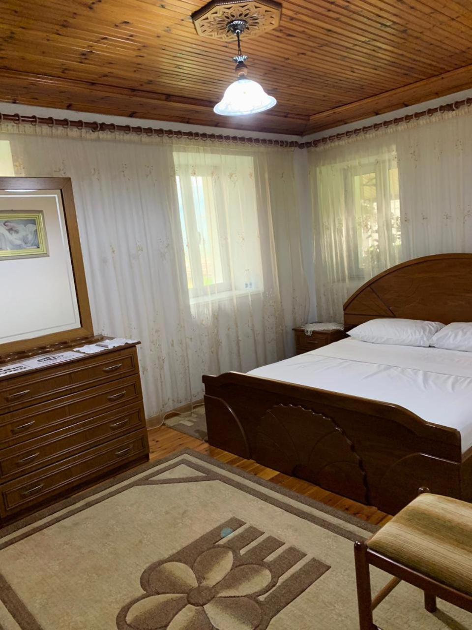 Geri Guesthouse Gjirokastër Екстериор снимка